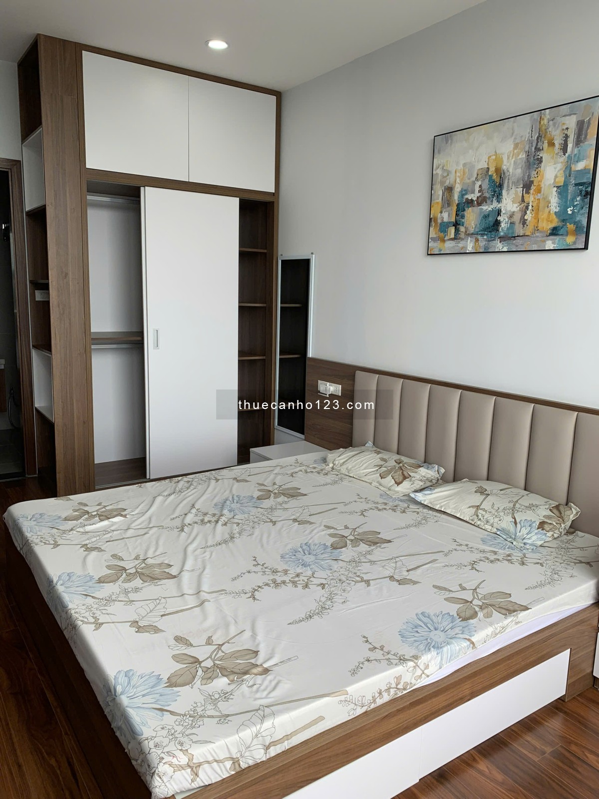 Cho thuê quỹ căn hộ D'capitale Trần Duy Hưng nhà đẹp, giá rẻ
