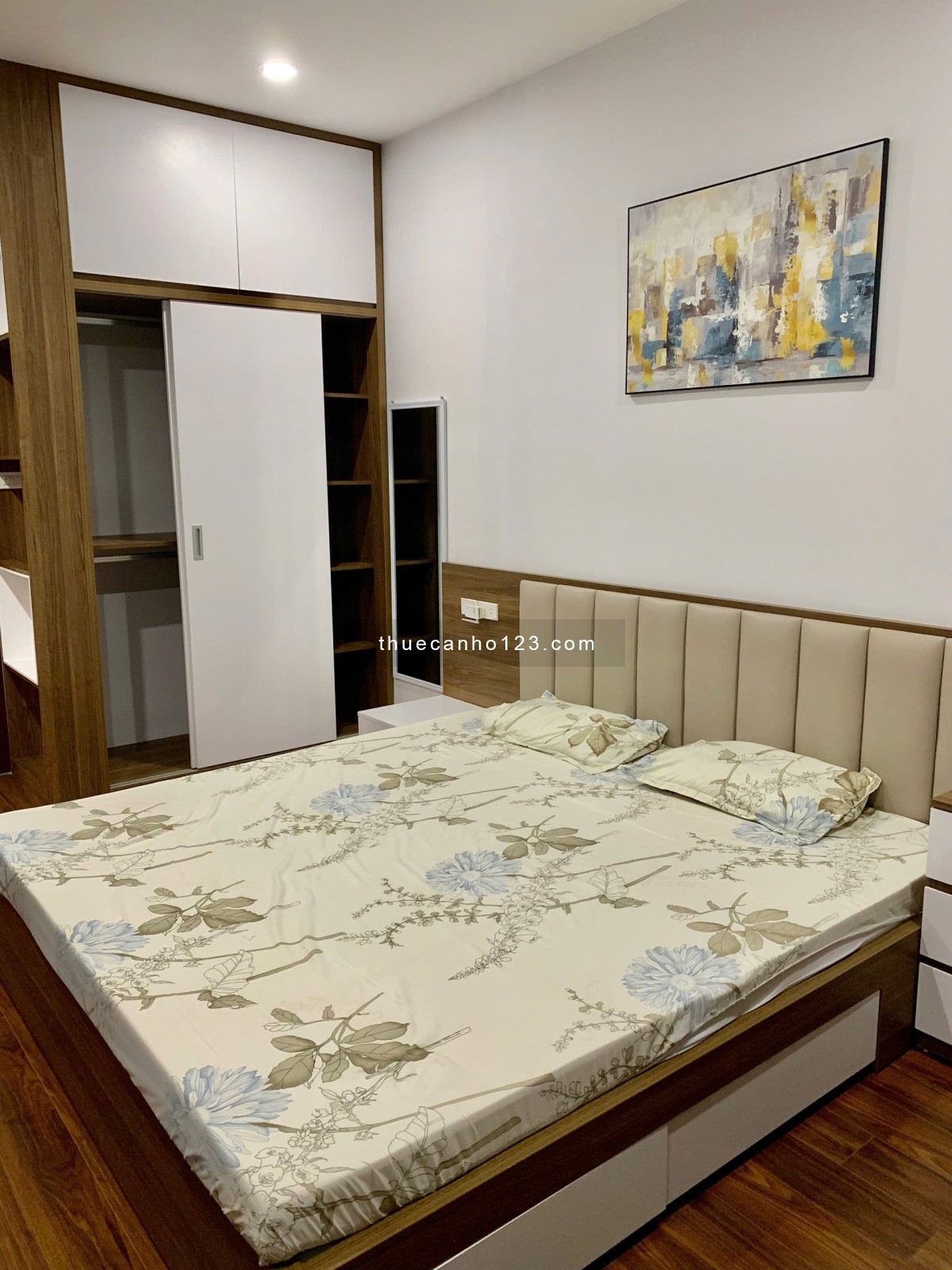 Cho thuê quỹ căn hộ D'capitale Trần Duy Hưng nhà đẹp, giá rẻ