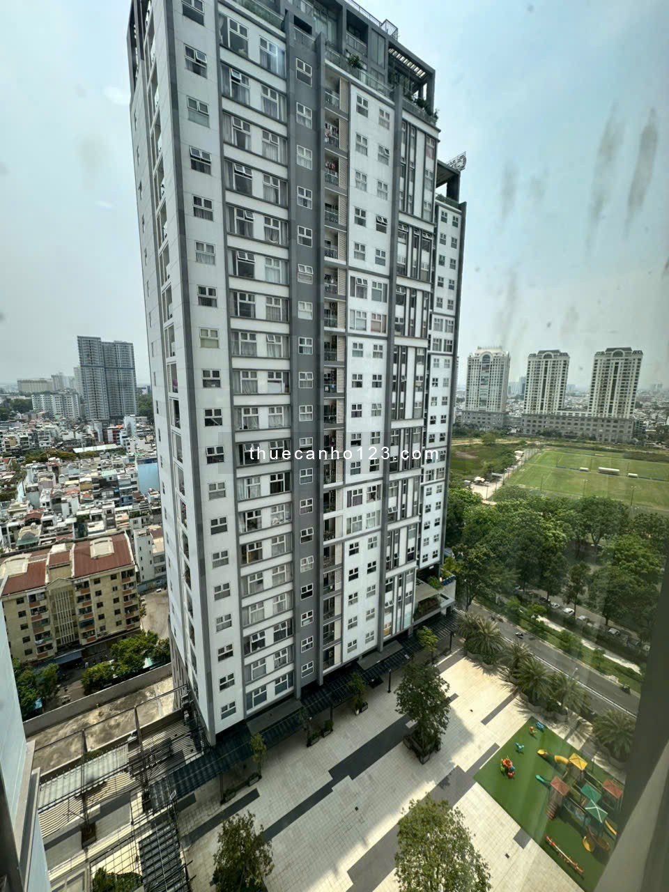 Mời thuê Penthose Bảy Hiền Tân Bình 175m2, 3Pn, 18 triệu/Tháng