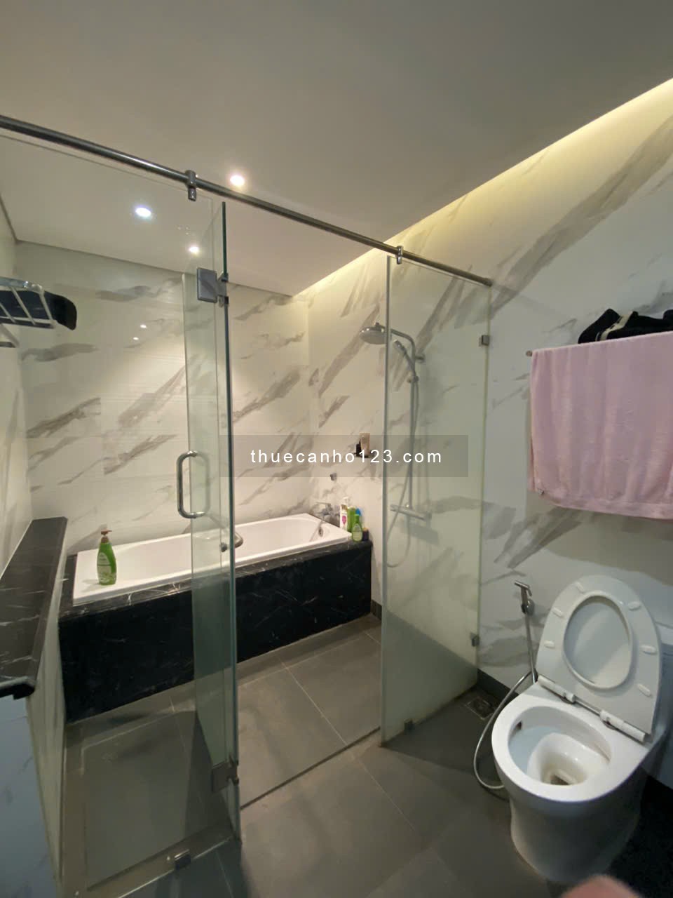 Cho thuê lại căn hộ tại King Palace 108 Nguyễn Trãi