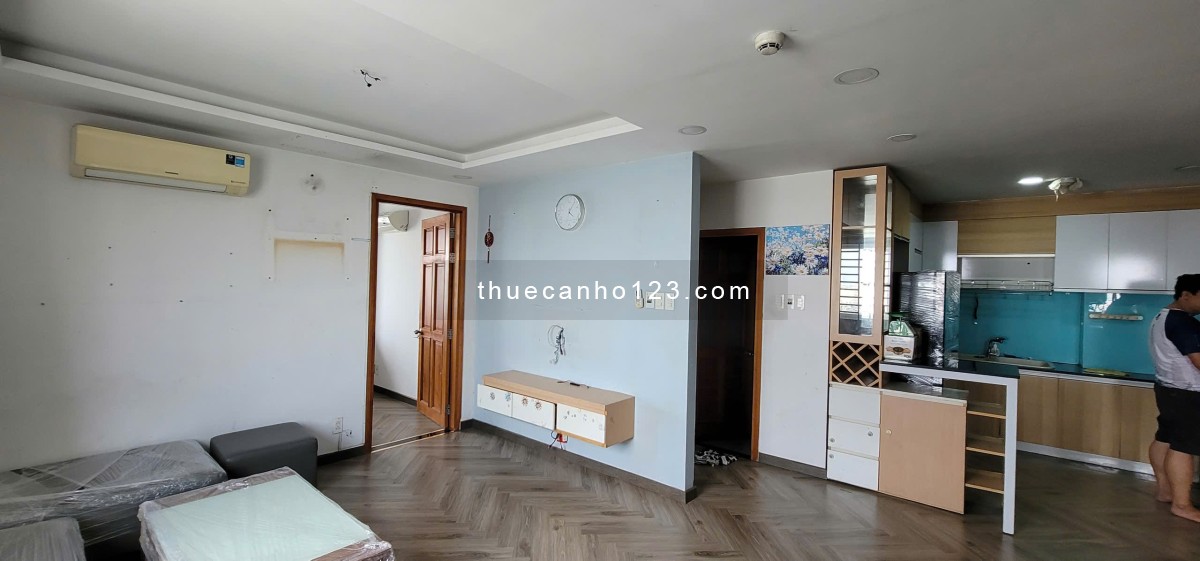 Cho thuê căn hộ Samland Airport Nguyên Hồng, 2Pn2Wc Nội Thất Đầy Đủ 13Tr Tel 0942811343 Tony