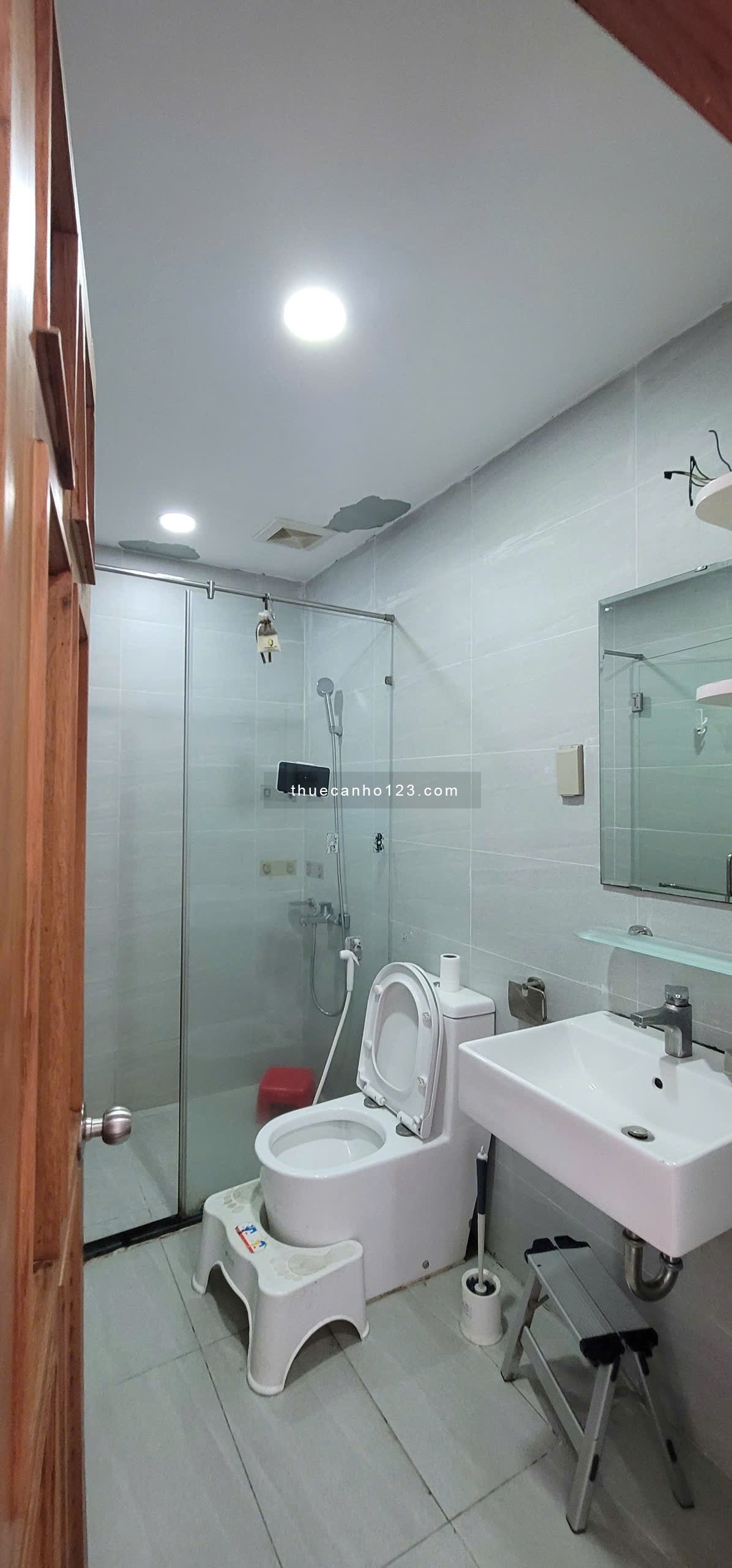 Cho thuê căn hộ Samland Airport Nguyên Hồng, 2Pn2Wc Nội Thất Đầy Đủ 13Tr Tel 0942811343 Tony