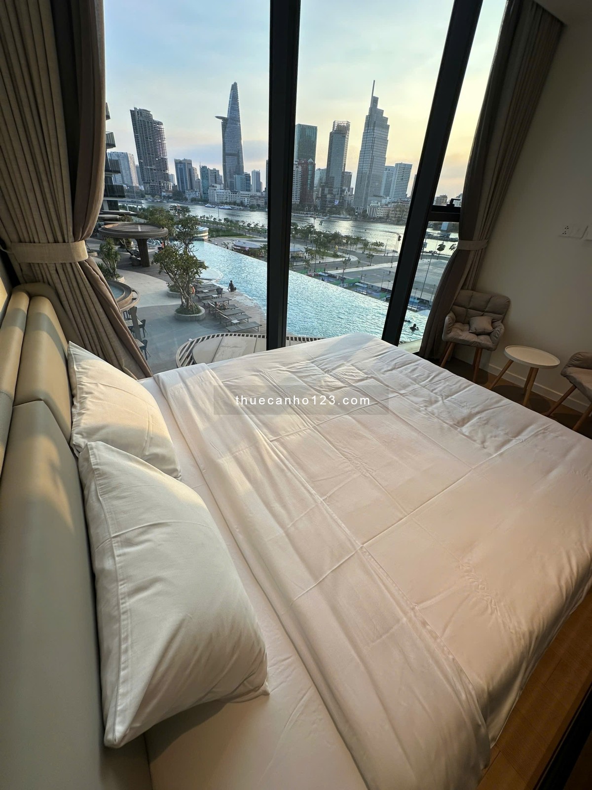 Cho thuê căn hộ 3PN - 2WC, 116m2 The Metropole Thủ Thiêm, giá tốt nhất thị trường chỉ 35 tr/th