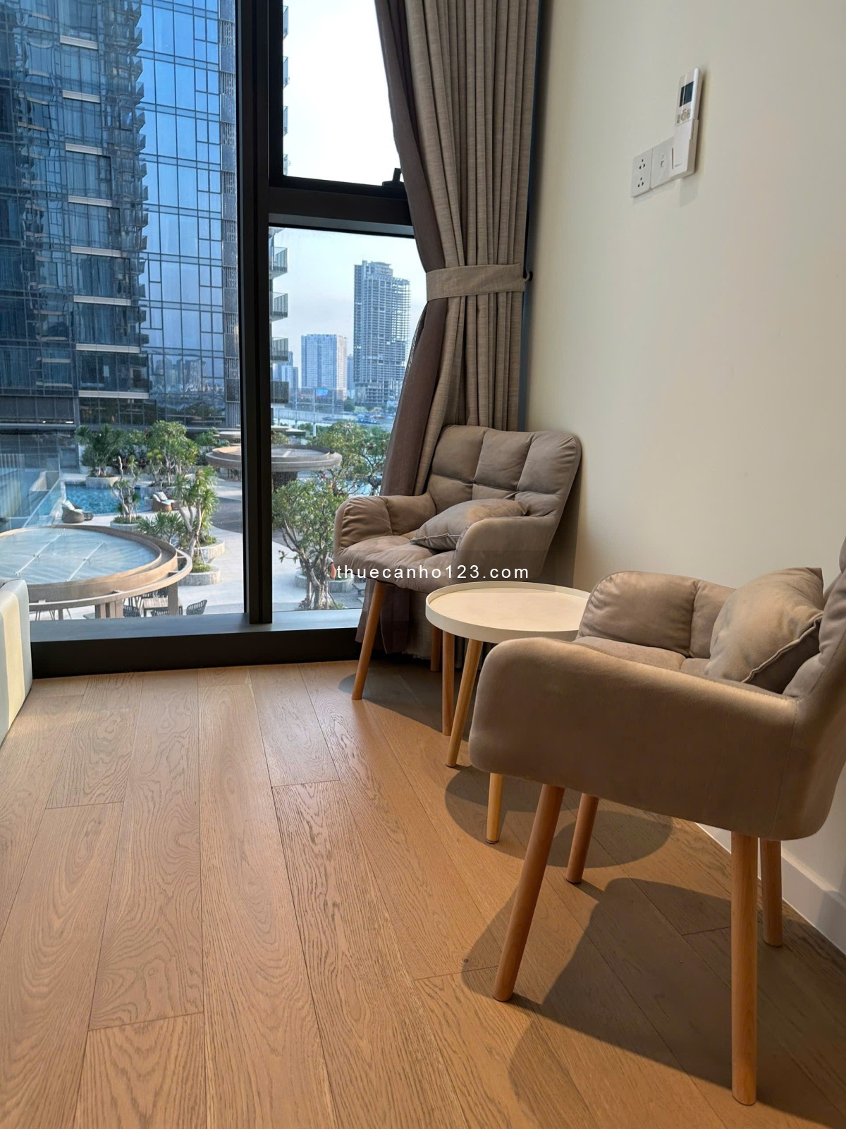 Cho thuê căn hộ 3PN - 2WC, 116m2 The Metropole Thủ Thiêm, giá tốt nhất thị trường chỉ 35 tr/th