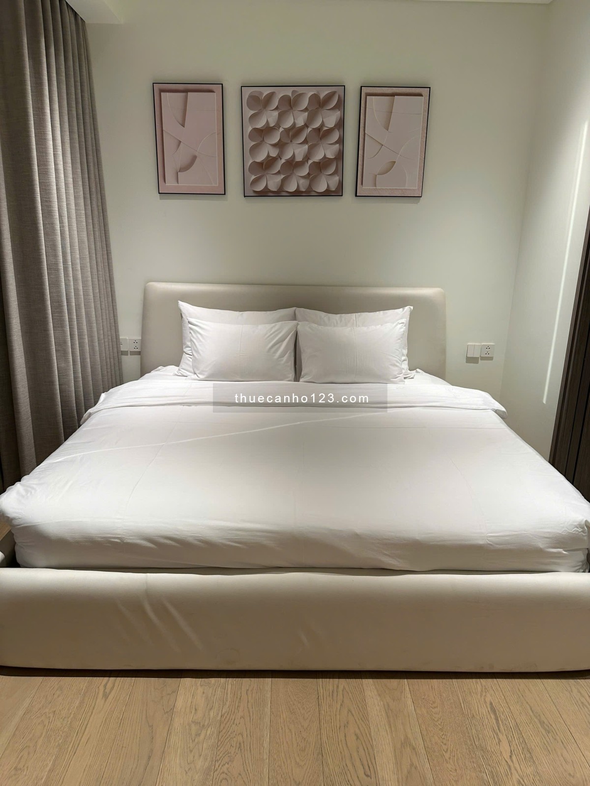 Cho thuê căn hộ 3PN - 2WC, 116m2 The Metropole Thủ Thiêm, giá tốt nhất thị trường chỉ 35 tr/th