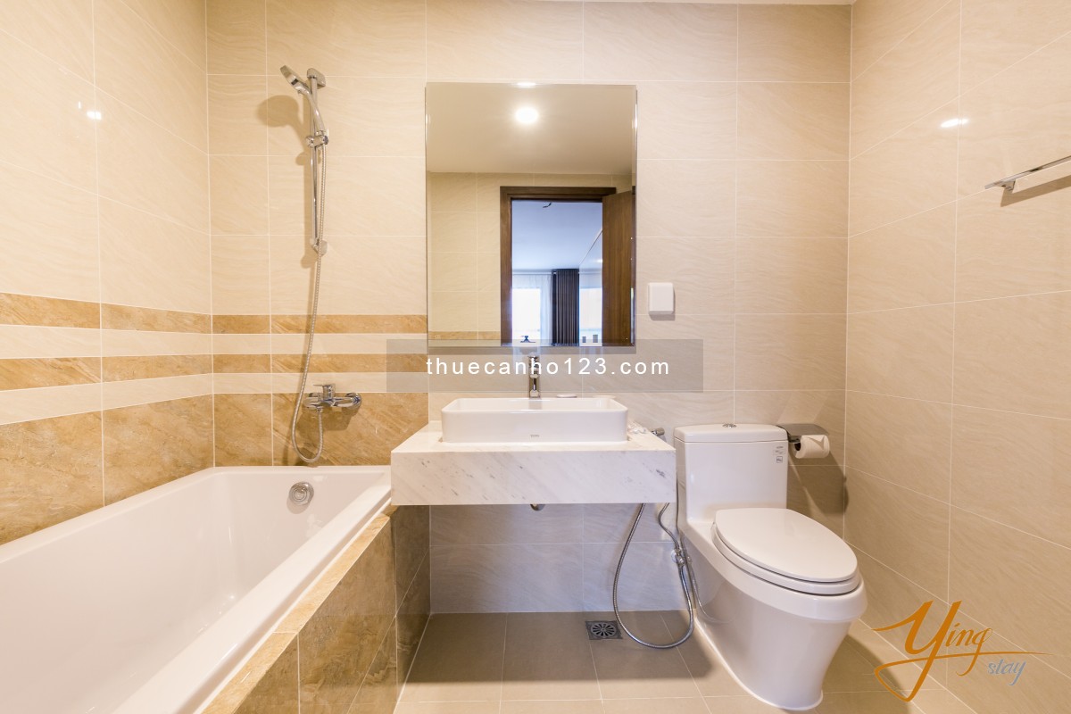 Cho thuê căn hộ SaiGon Royal Q.4 giá tốt studio 11.5tr, 2PN 18.5tr, 3PN 33tr. LH: 0931 802 68O