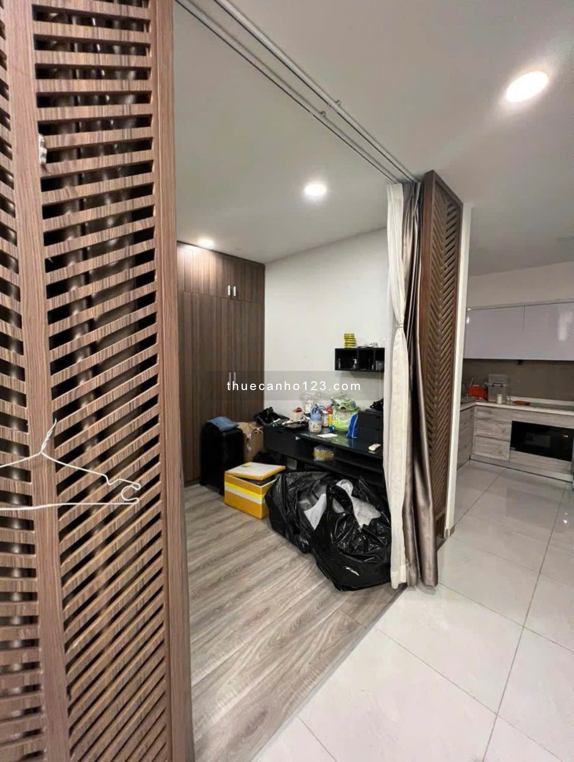 Chung cư Botanica, Hồng Hà, P1, TB: 1p ngủ, nội thất xịn, 13tr5/th