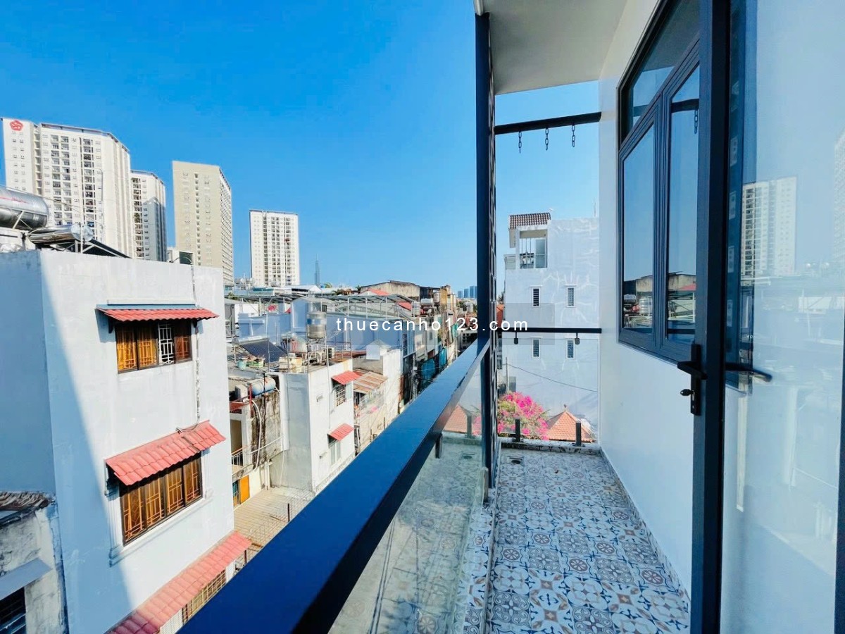 Cho thuê căn hộ 1 phòng ngủ, full nội thất, có ban công, máy giặt riêng – Ngay Cầu Đỏ – Hẻm ô tô