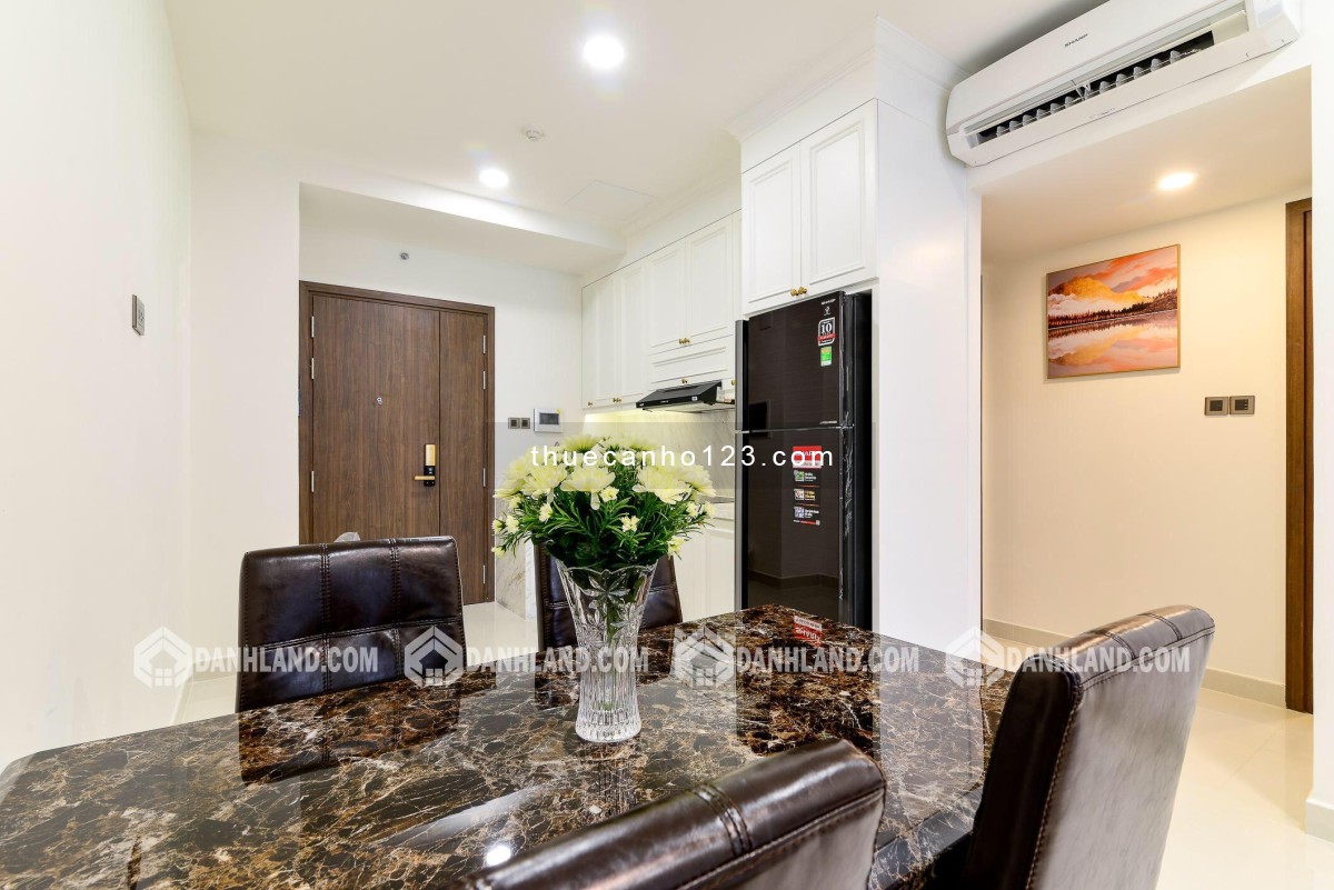 Cho thuê căn hộ SaiGon Royal Q.4 giá tốt studio 11.5tr, 2PN 18.5tr, 3PN 33tr. LH: 0931 802 68O