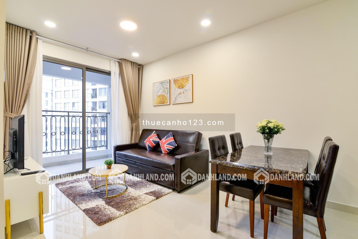 Cho thuê căn hộ SaiGon Royal Q.4 giá tốt studio 11.5tr, 2PN 18.5tr, 3PN 33tr. LH: 0931 802 68O