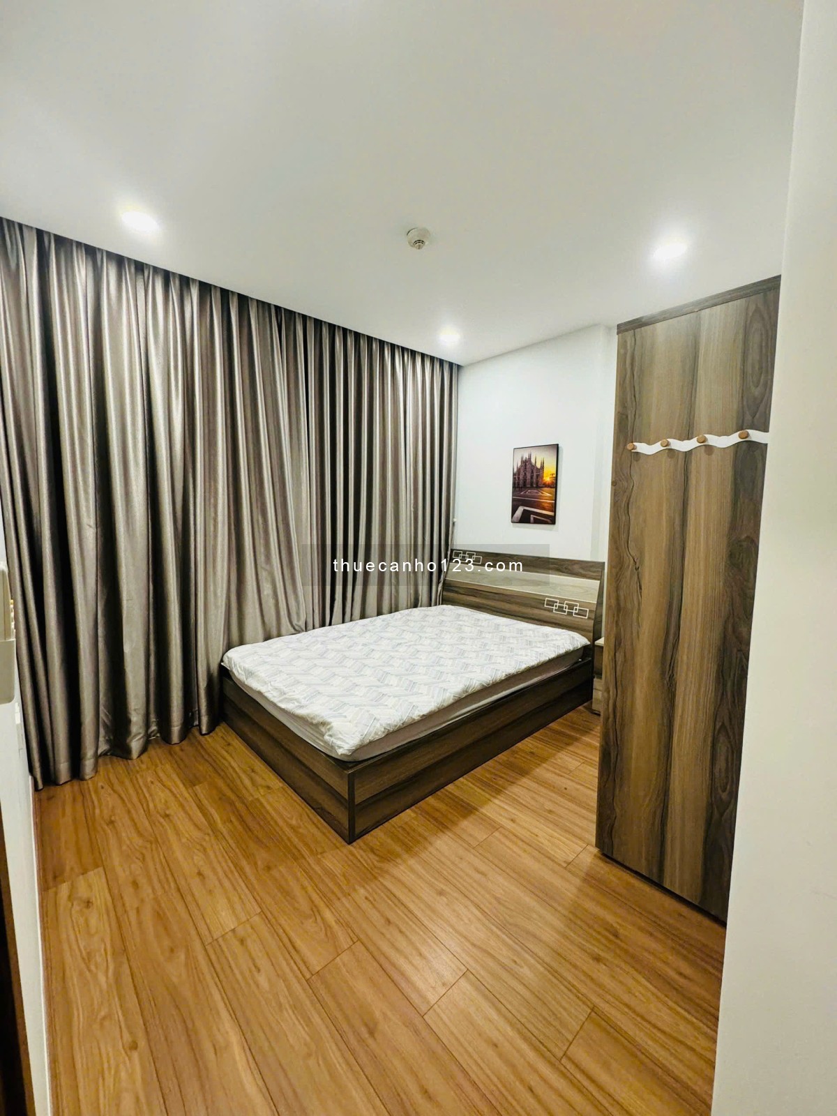 Chính chủ cho thuê CC Eco Green Quận 7, 2PN-2WC, View Sông, Full nội thất. LH: 0938938612