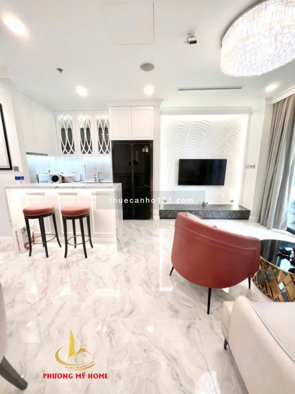 Cho thuê căn hộ 2PN, 2WC, 78m2 nội thất cao cấp tại Vinhomes Golden River Ba Son giá chỉ 33 triệu/th