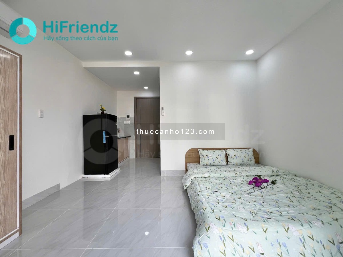 Ban Công Mới 100% Có Nội Thất Phòng siêu thoáng