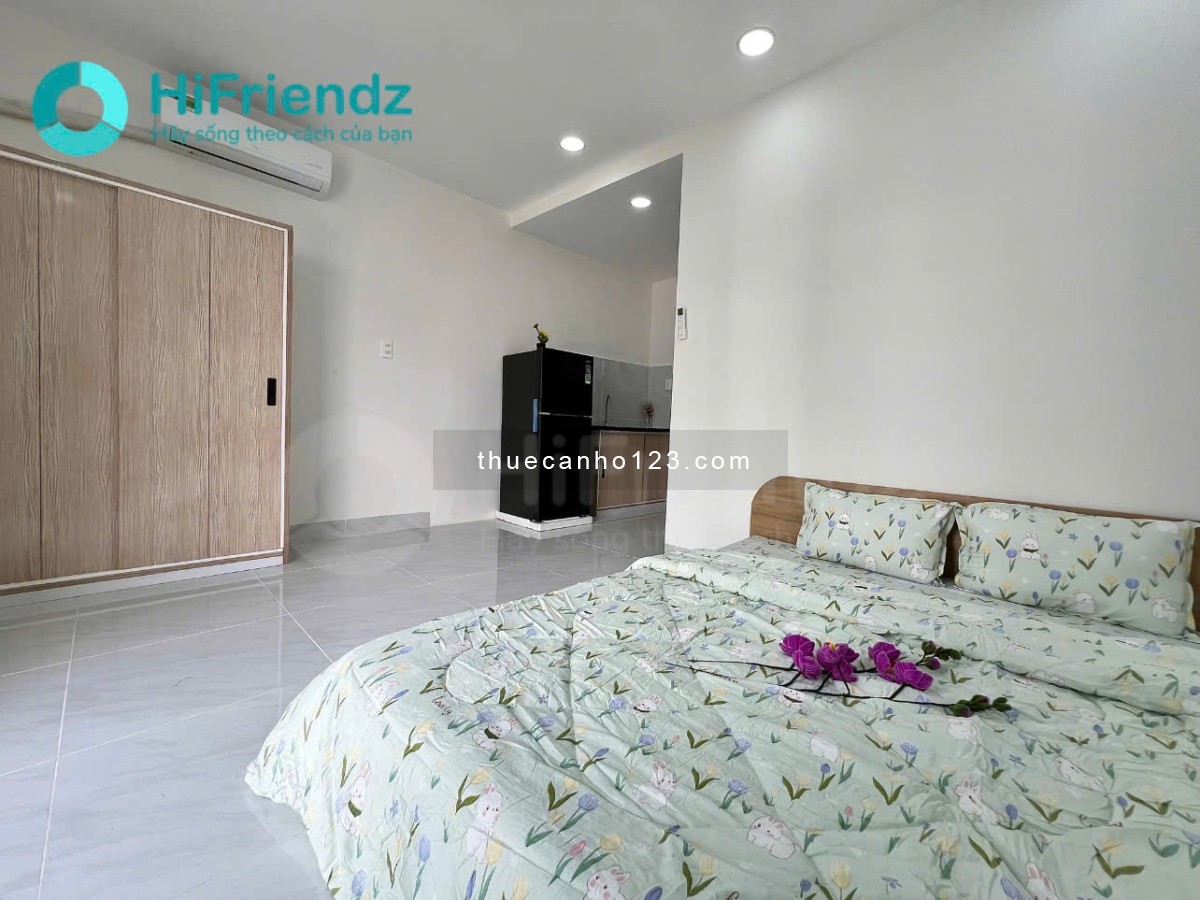 Ban Công Mới 100% Có Nội Thất Phòng siêu thoáng