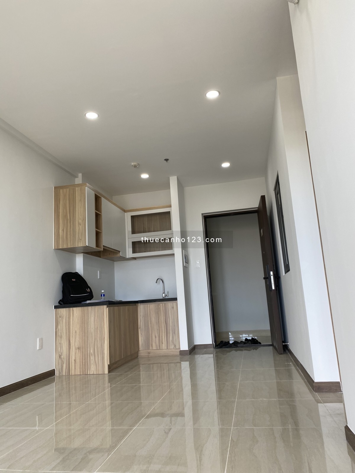 Cho thuê căn hộ 2PN Bcons Plaza - Đường Thống Nhất - Dĩ An - Bình Dương