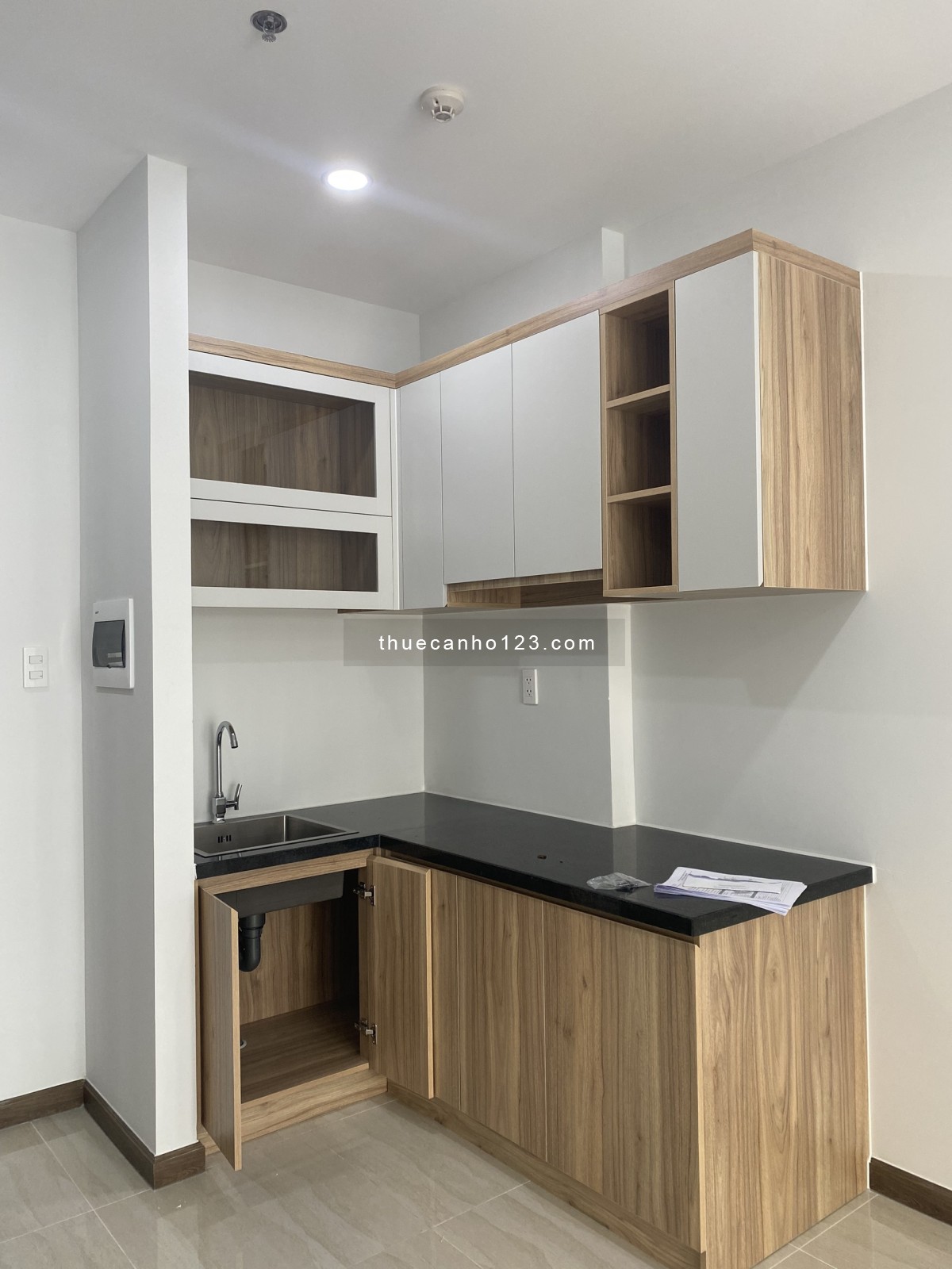 Cho thuê căn hộ 2PN Bcons Plaza - Đường Thống Nhất - Dĩ An - Bình Dương