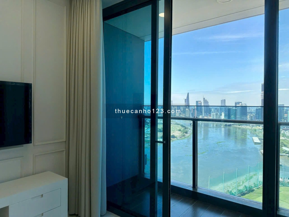 Cho thuê căn hộ Sunwah Pearl, lầu cao view đẹp, 2 phòng ngủ, nội thất cao cấp giá 36 triệu/tháng