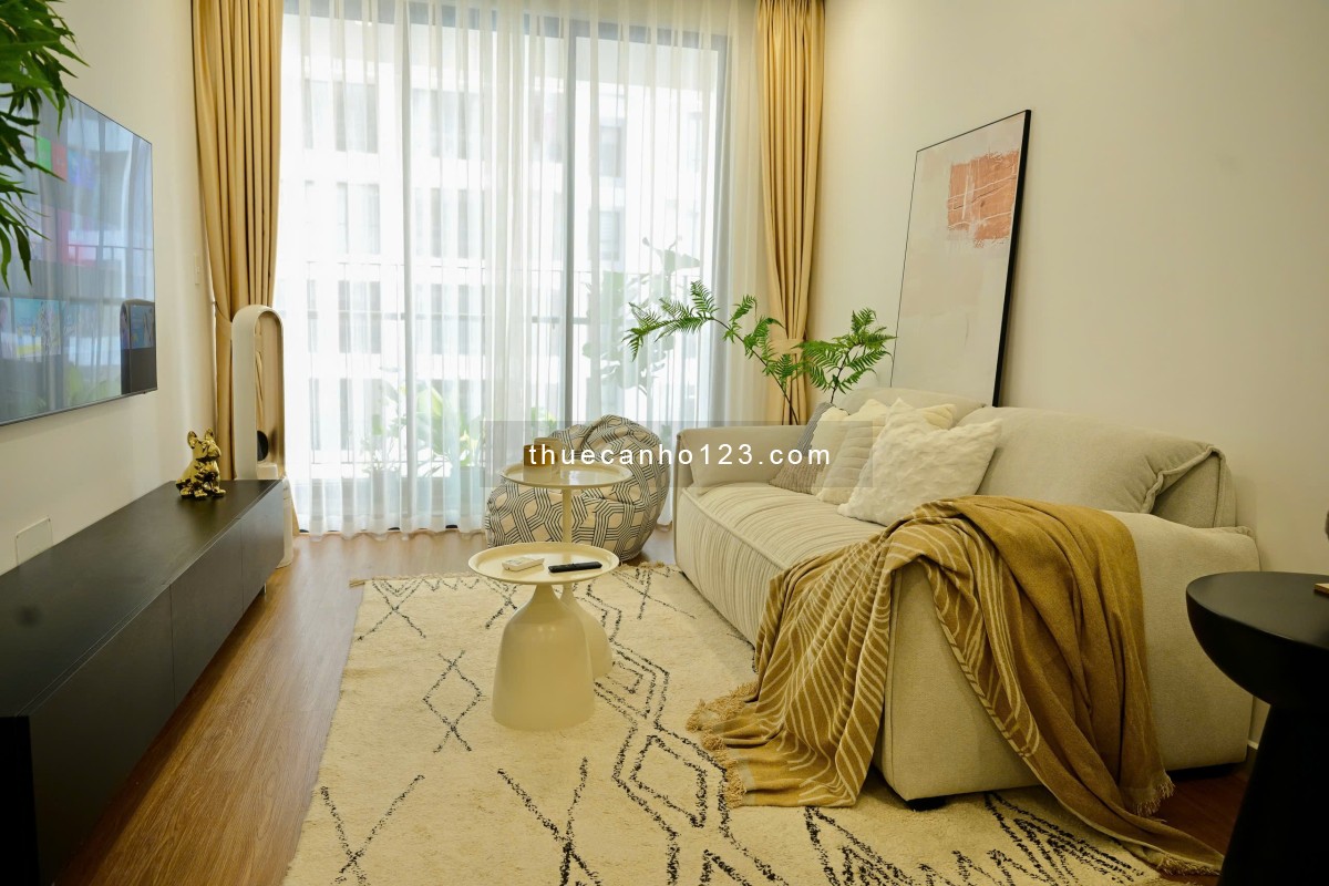 Cho thuê căn 2PN 70m2 MT Eastmast, có nội thất cơ bản giá chỉ 6,5 tr 0776.516.239 gặp Khoa