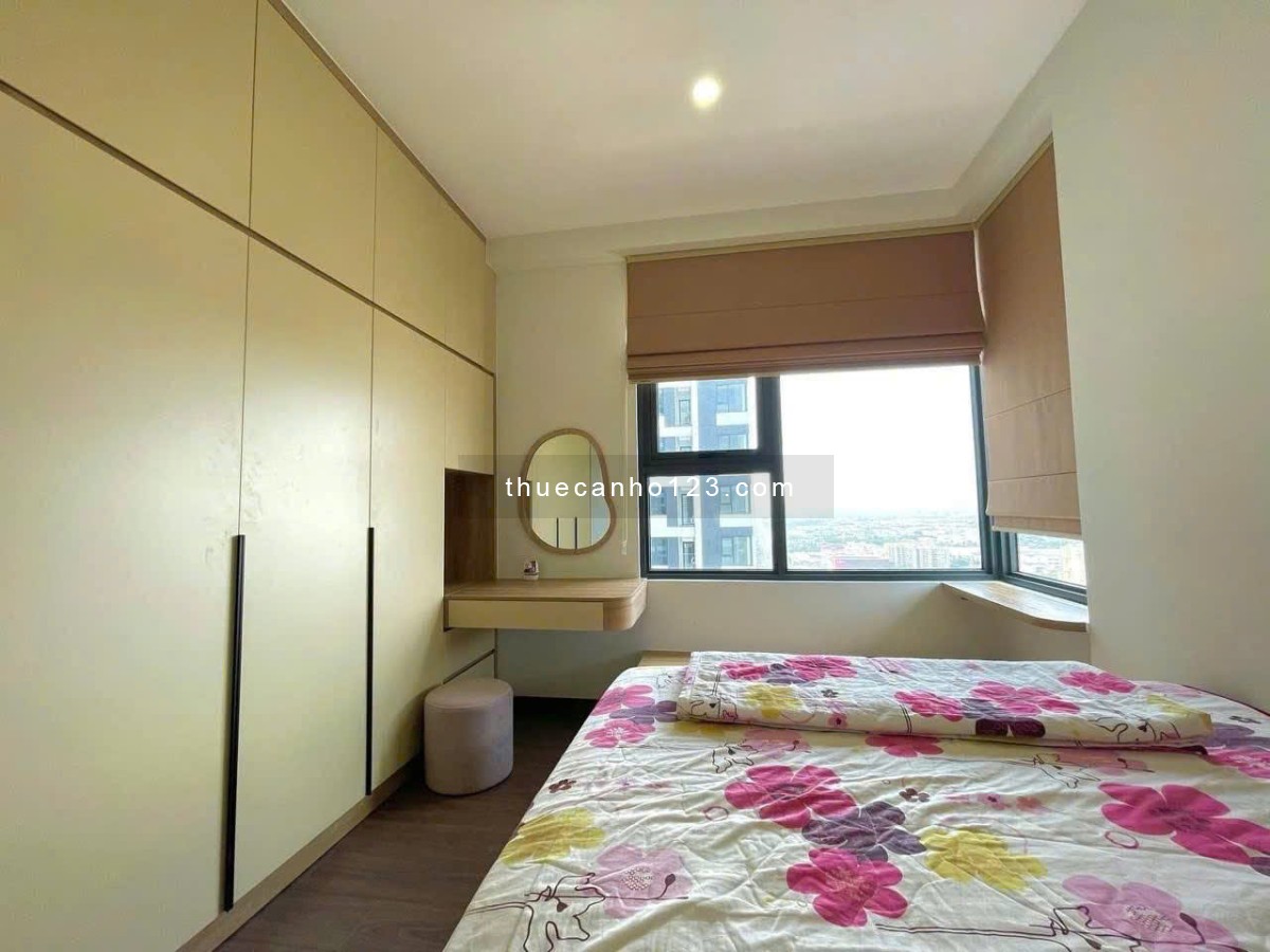 Cho thuê căn hộ cao cấp The Emerald Golf View – 2 PN, 2WC – full nội thất – giá chỉ 12 triệu/ tháng