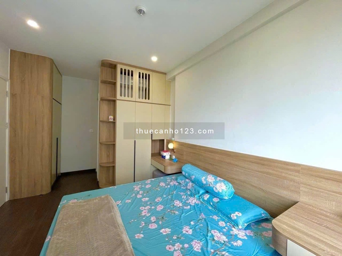 Cho thuê căn hộ cao cấp The Emerald Golf View – 2 PN, 2WC – full nội thất – giá chỉ 12 triệu/ tháng