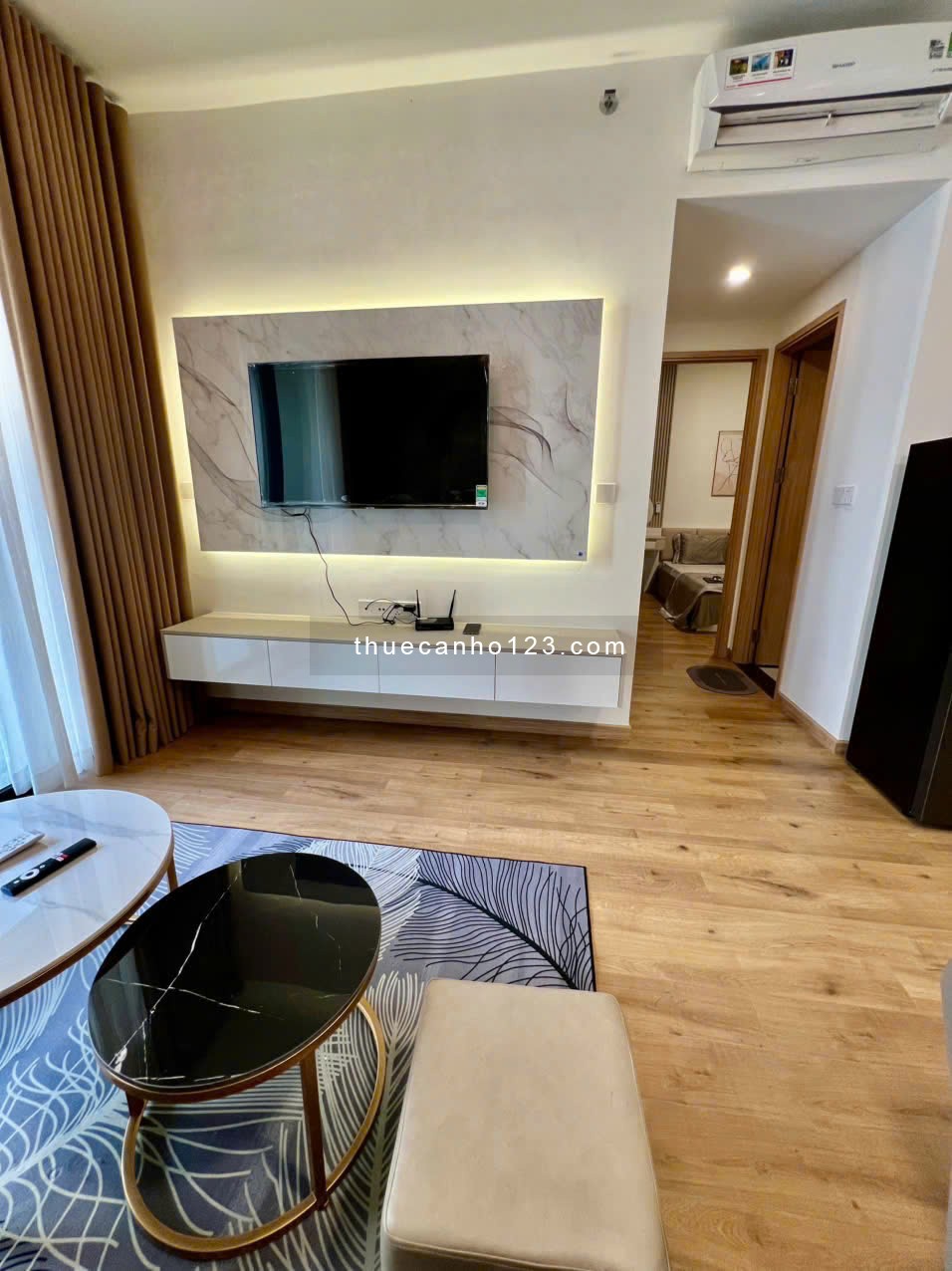 Cho thuê full nội thất – Miễn phí quản lý – Nhà đẹp, nội thất VIP – Xách vali vào ở tại Akari City