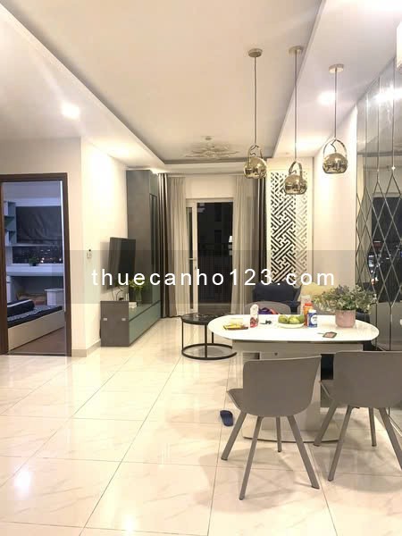 Căn hộ chung cư Sky Center, P2, Tân bình có 2p ngủ, 74m2, 17tr/th