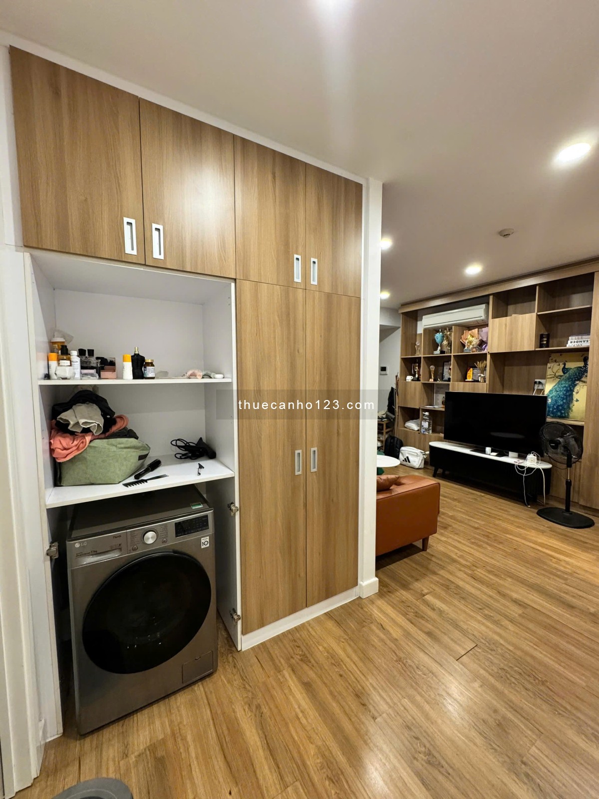 Republic, 18 Cộng Hòa, p4, Tân Bình: 55m2, 1p ngủ, NTCB, 14tr/ tháng