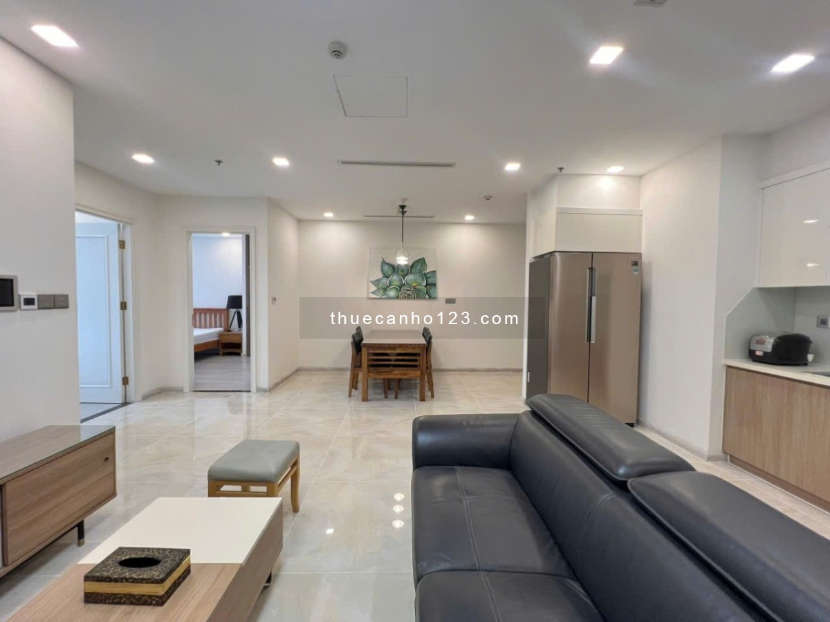 Cho thuê CC 3PN full nội thất, 100m2, 32 triệu ở Vinhomes Golden River, Q1, HCM