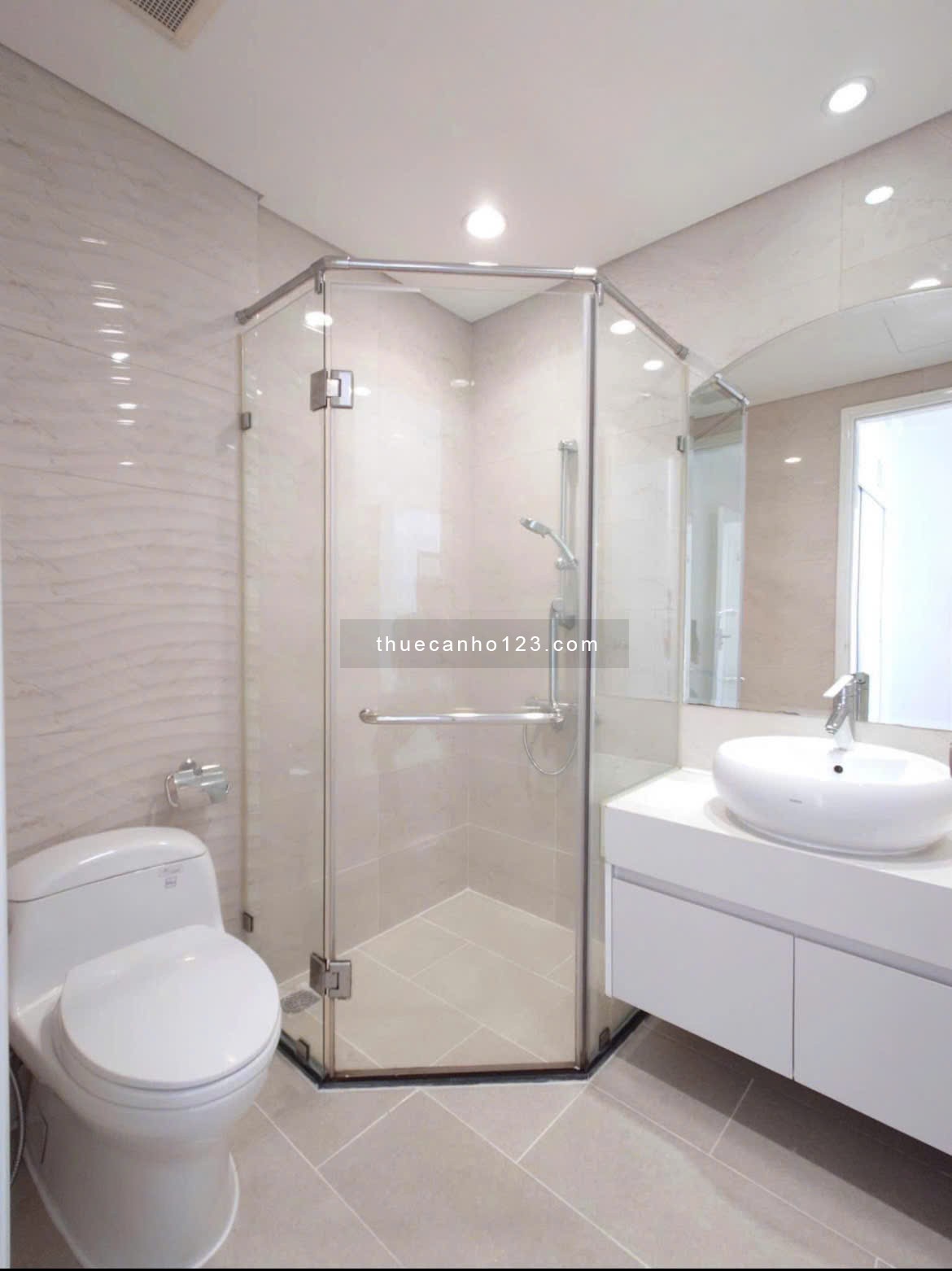 Chung cư Garden Gate, Hoàng Minh Giám, P9, PN, 87m2, 2PN, 17tr5/tháng.