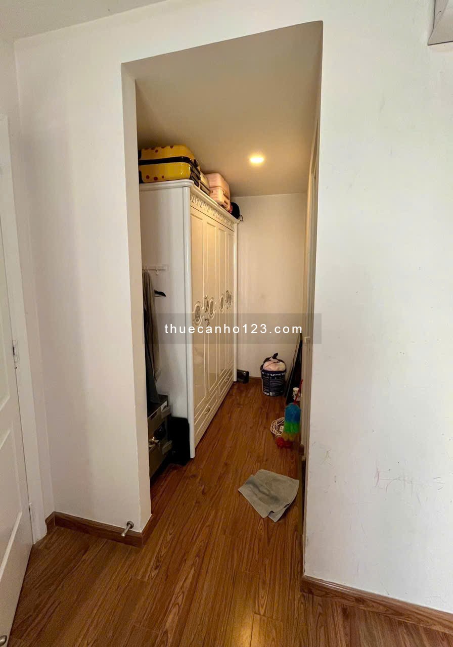 Chung cư Emmaral, Bờ Bao Tân Thắng, TP: 86m2, 3pn, nội thất mới, 15tr/th