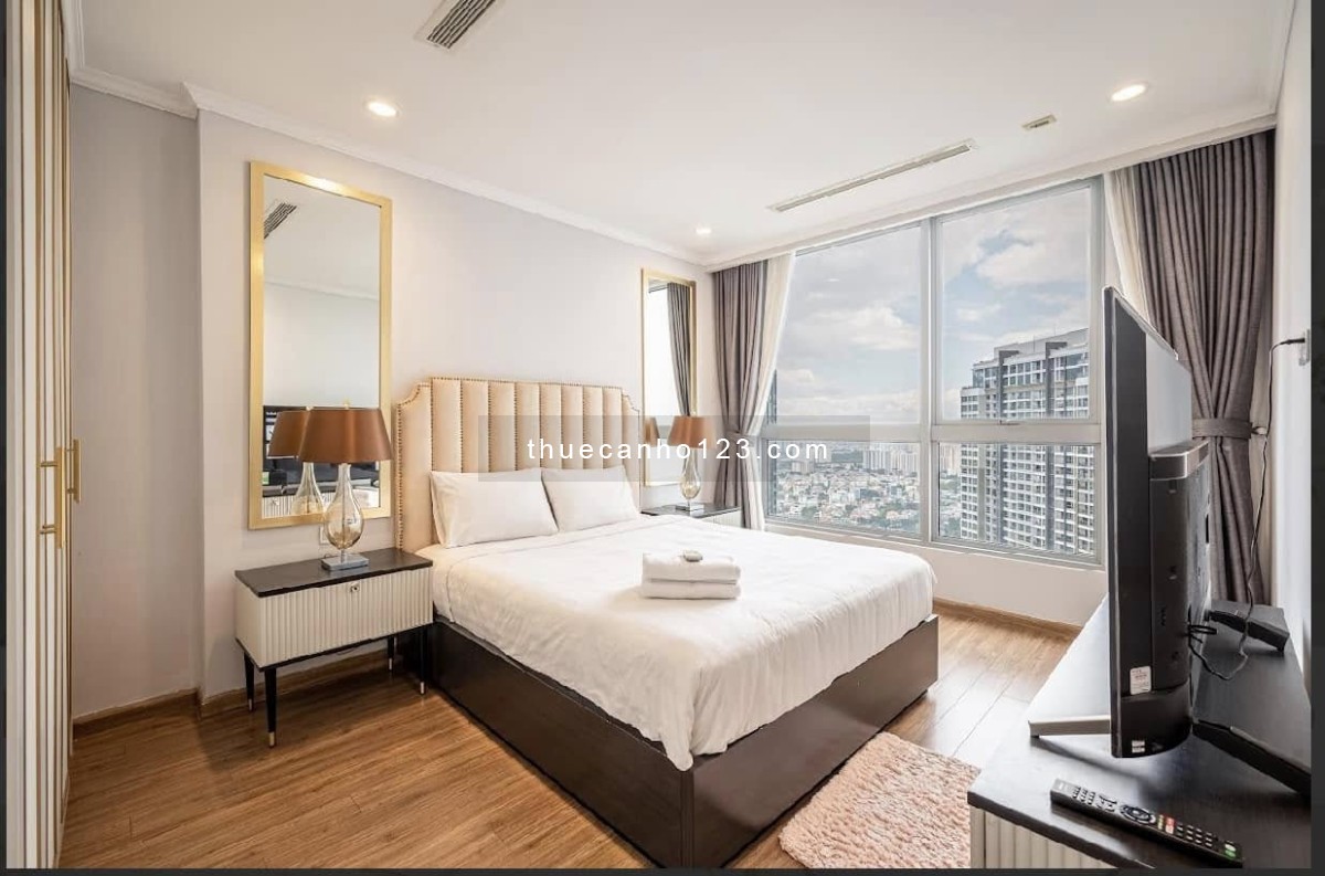 Chủ thân gửi cho thuê gấp căn hộ 3PN, full NT Vinhomes Central Park giá chỉ 27 tr/tháng