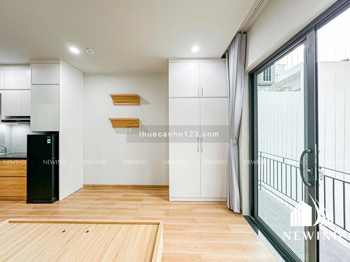 Studio ban công, sang đẹp, full nội thất – Gần Lotte Mart, ĐH Tôn Đức Thắng, chợ Tân Quy