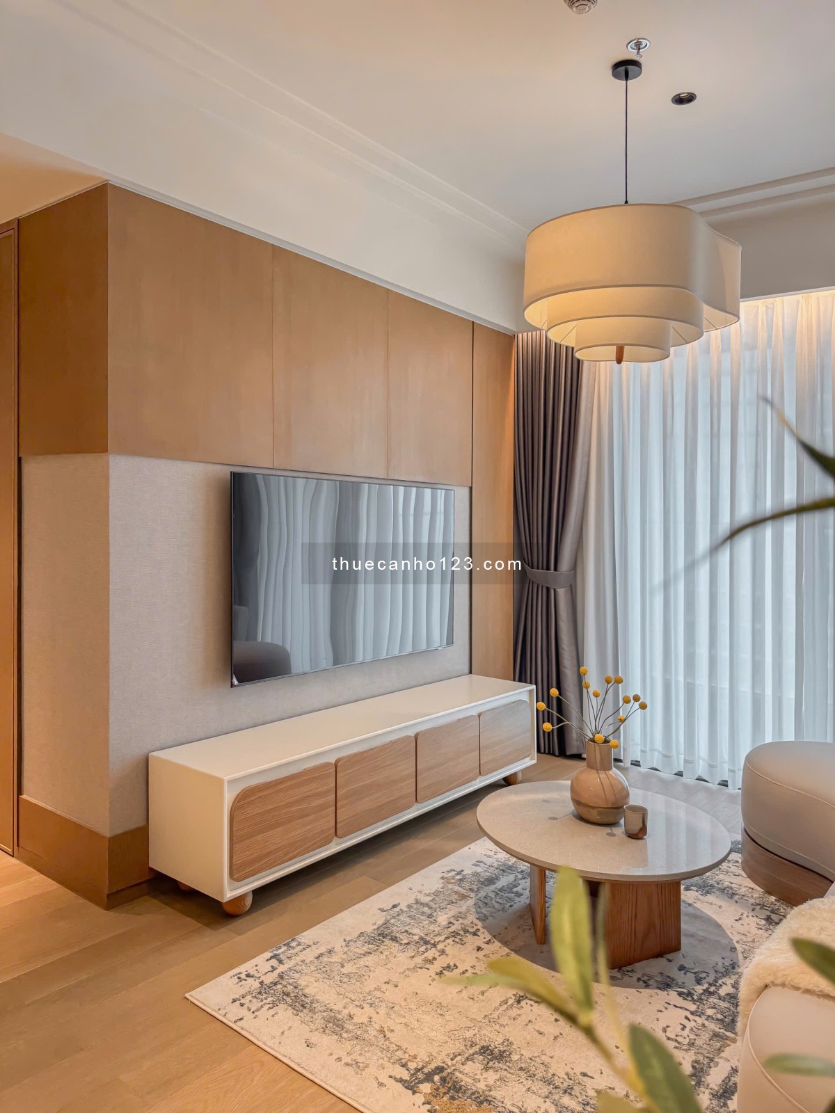 Cho thuê gấp căn hộ 1PN 1WC, 63m2 tại Grand Marina Saigon, giá chỉ 45tr vnd