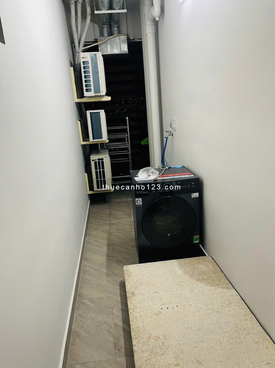 Căn hộ 2PN, 2WC full nội thất - chỉ cần xách vali vào ở, miễn phí quản lý tại Akari City