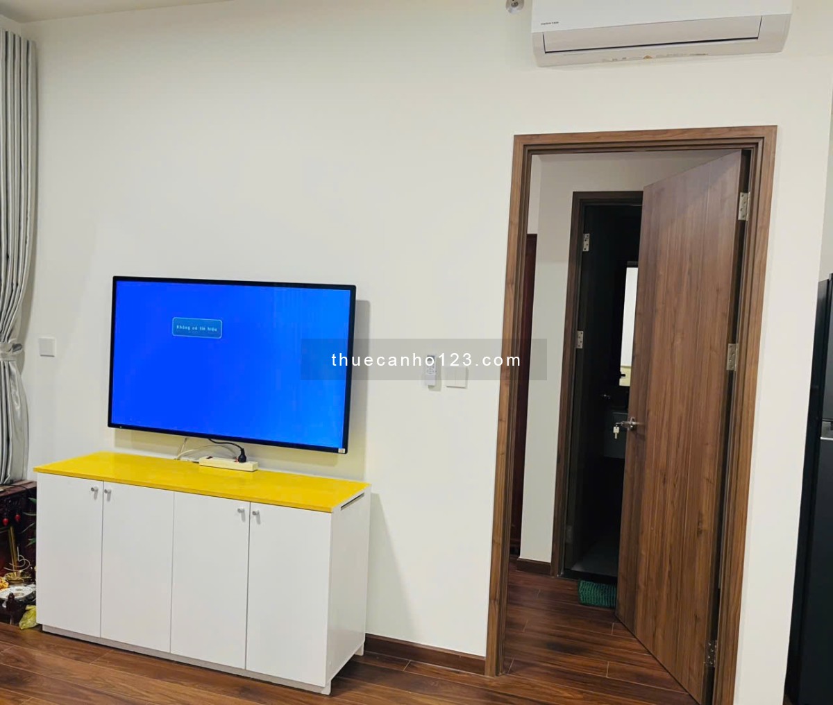 Căn hộ 2PN, 2WC full nội thất - chỉ cần xách vali vào ở, miễn phí quản lý tại Akari City