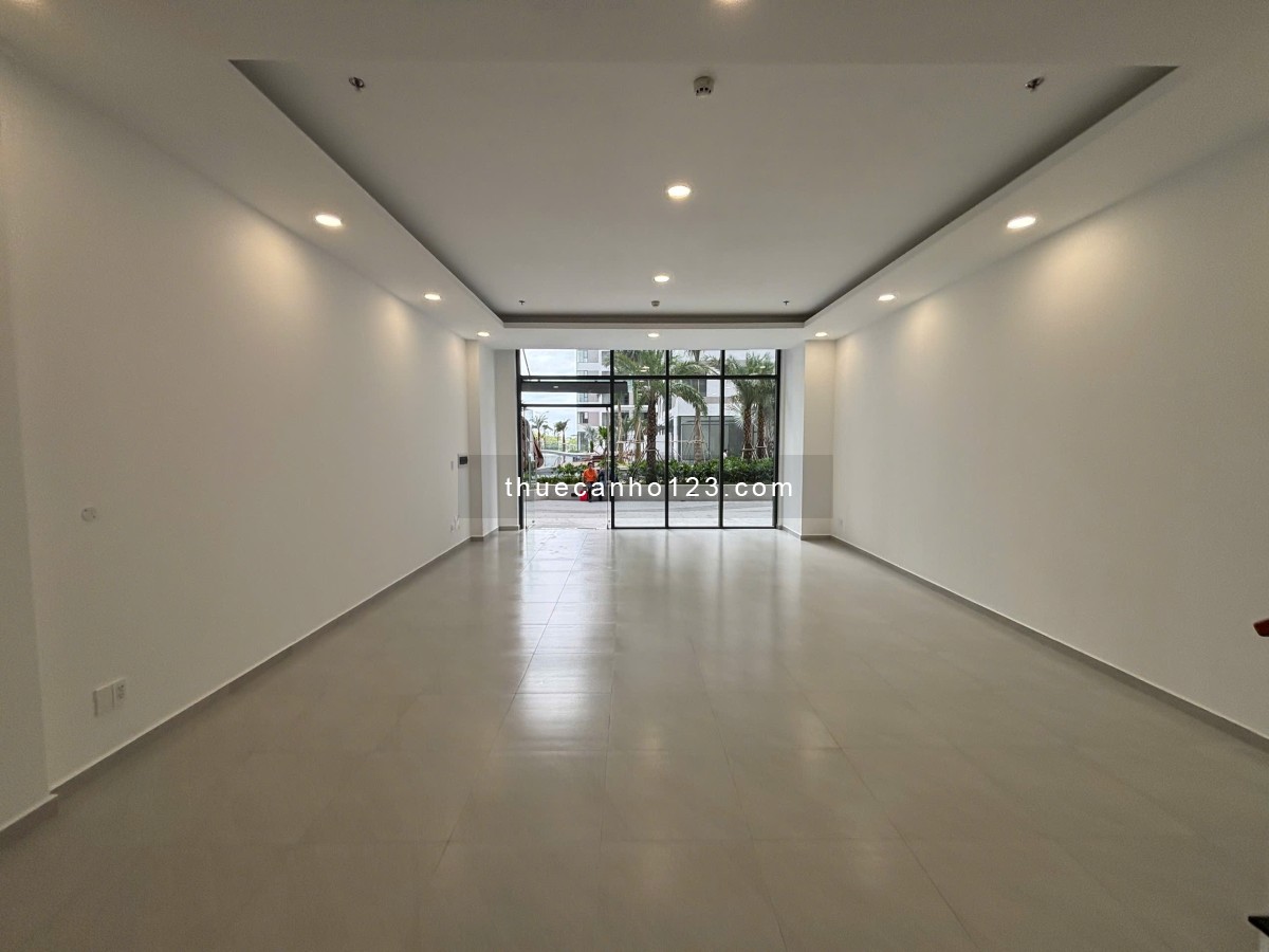 Hot! Cho thuê shophouse 134m2, 14 triệu tại Trường Lưu, Q9, HCM