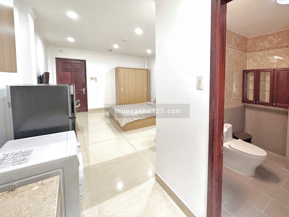 Cho thuê căn hộ full NT cửa sổ trời, máy giặt riêng gần ga, chợ Bến Thành, Nguyễn Huệ, Mê Linh