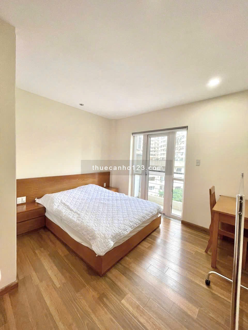 Căn hộ Bình Thạnh cao cấp – 1PN 45m² – Balcony rộng – Cửa sổ trời – Gần nhà thờ Mông Triệu