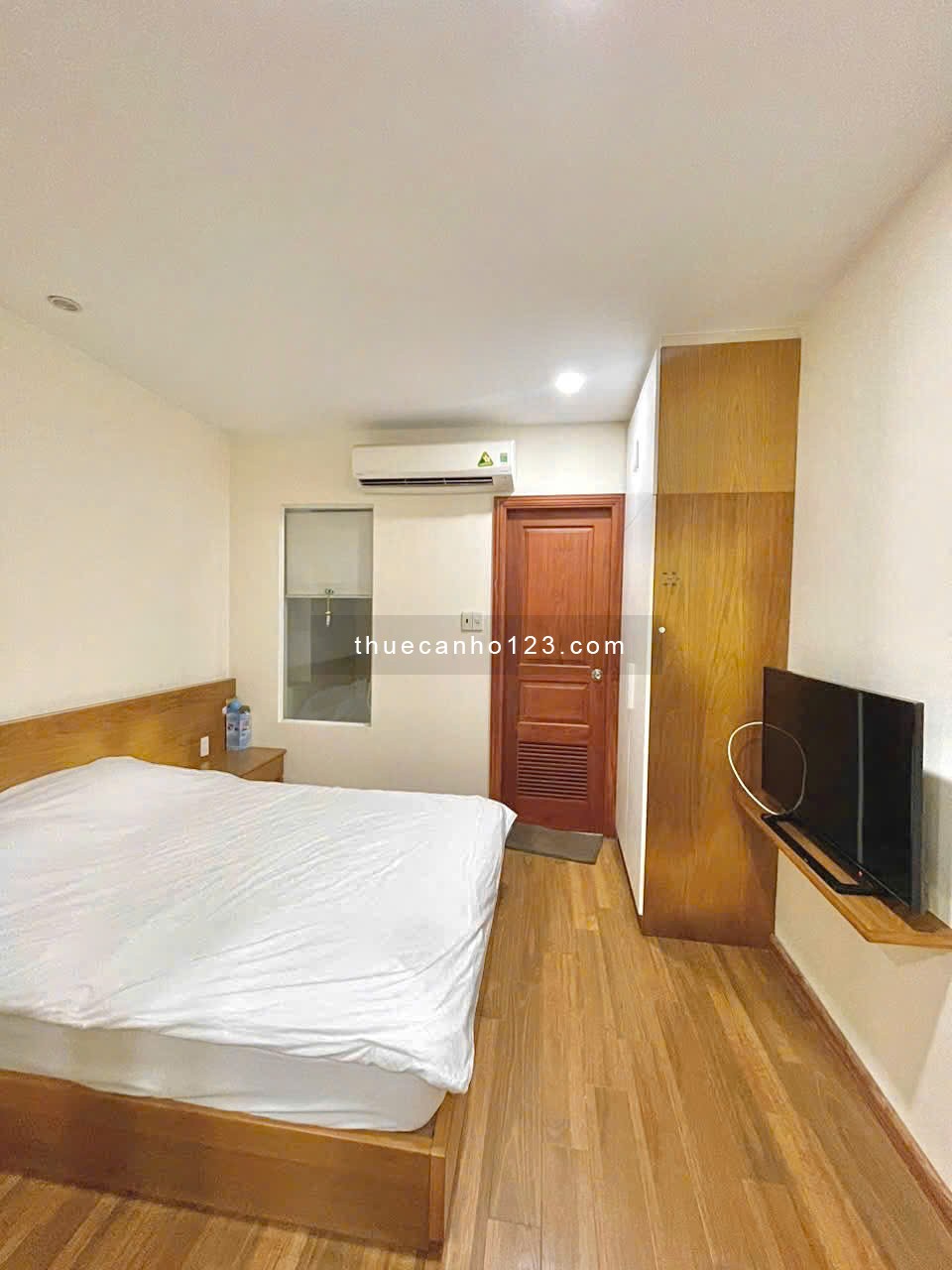 Căn hộ Bình Thạnh cao cấp – 1PN 45m² – Balcony rộng – Cửa sổ trời – Gần nhà thờ Mông Triệu