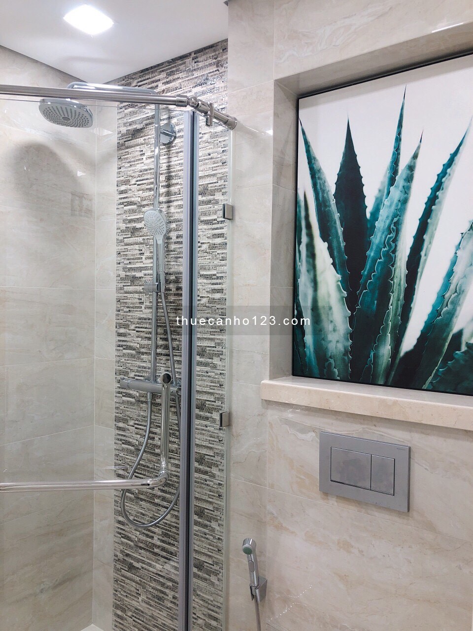  Cho Thuê Căn Hộ Vinhomes Golden River 1PN, 1WC — Full Nội Thất, Giá Cực Hot!