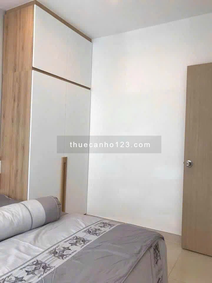 Cho thuê căn hộ 3 Phòng ngủ The Prince Residence Full Đồ 28tr, Có Sot Ô Tô 0942811343 Tony Real