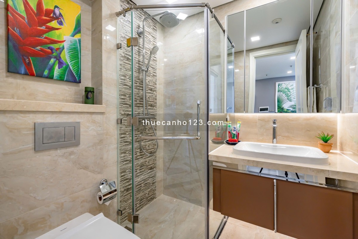 Cần cho thuê gấp căn hộ 1PN Vinhomes Golden River BaSon Q1 nội thất cao cấp giá chỉ 22 triệu/tháng