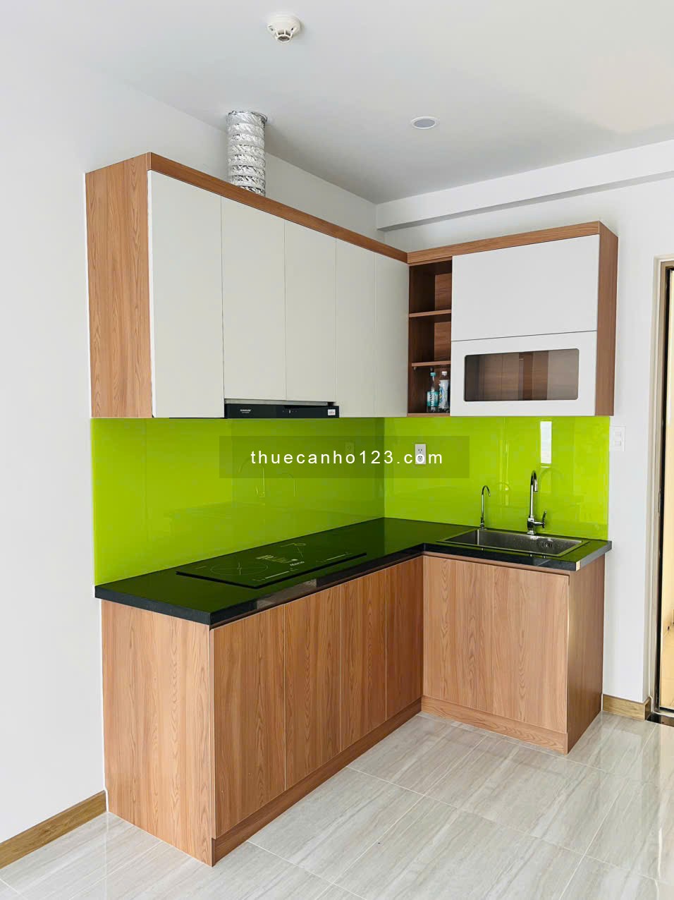 Cho thuê nhanh căn góc Bcons City tháp Green Topaz giá 6tr ở liền được