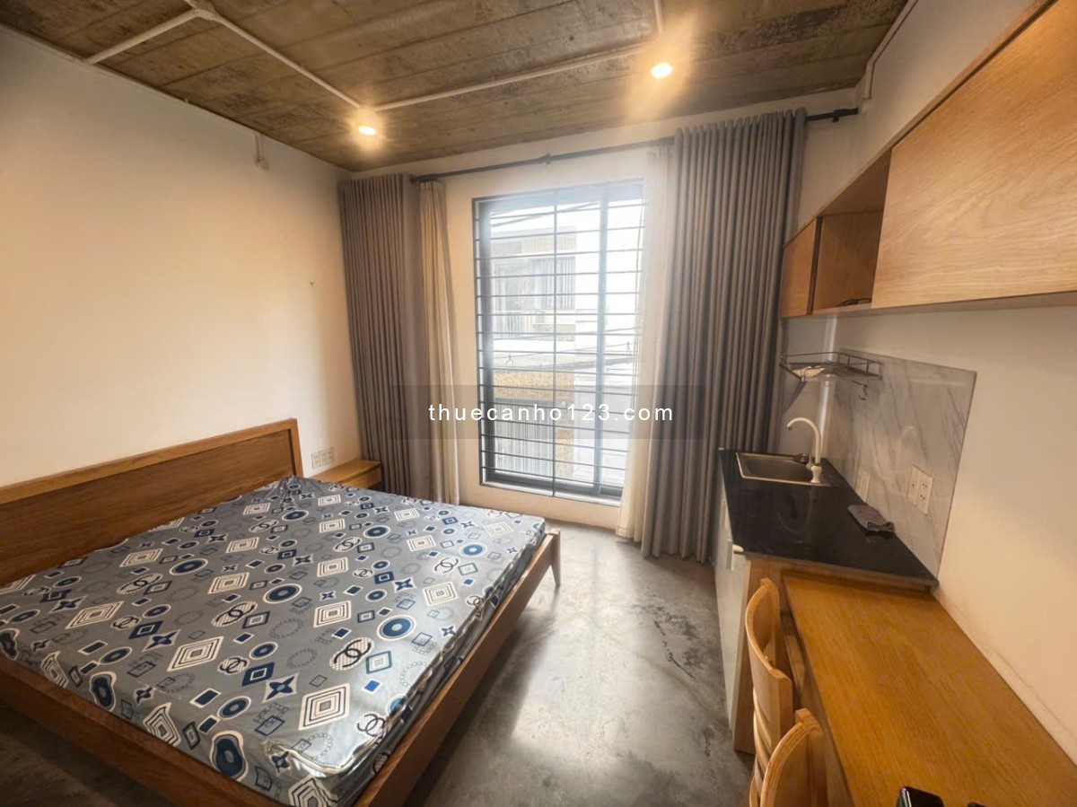 Cho thuê phòng 35m² có ban công, full nội thất, gần sân bay Tân Sơn Nhất, Quận Tân Bình