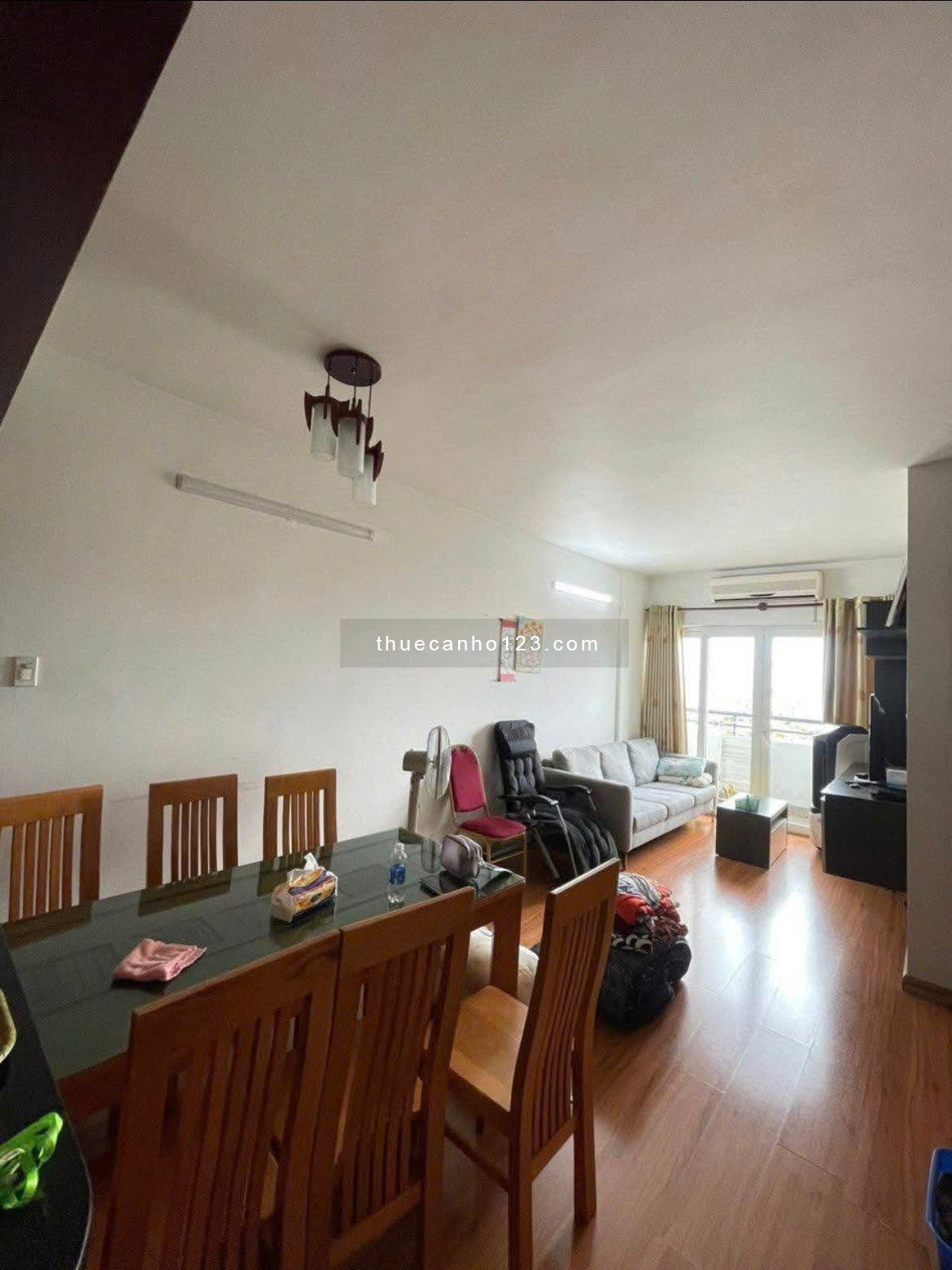 Chung cư Âu Cơ Tower, Âu Cơ, Tân Thành, TP: 80m2, 2pn, 2wc 9tr.