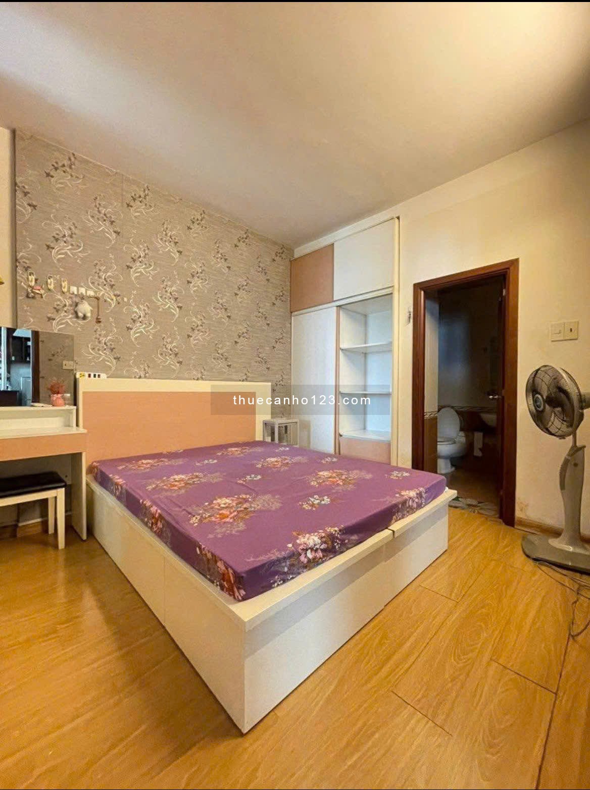 Chung cư Âu Cơ Tower, Âu Cơ, Tân Thành, TP: 80m2, 2pn, 2wc 9tr.