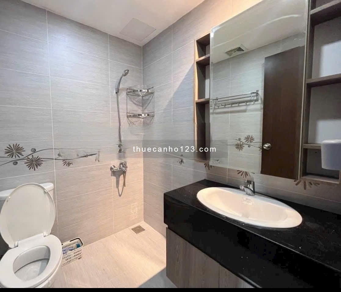 Gia đình cần cho thuê CH Cao Ốc BMC Q1, 90m2, 3pn, 2wc, có NT. Giá cho thuê: 13 tr/th