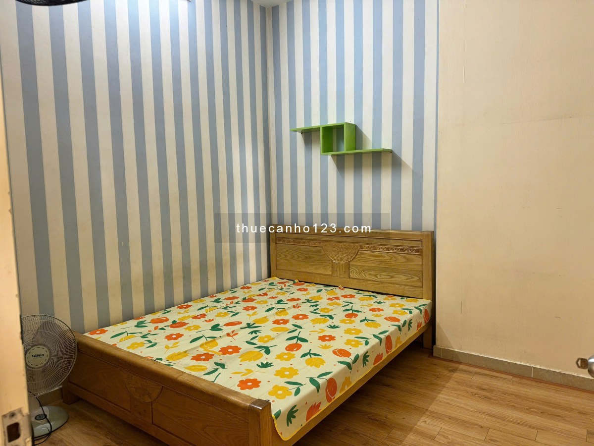 Cần cho thuê chung cư 155 Nguyễn Chí Thanh, Quận 5, DT: 65m2 - 2PN - Giá thuê: 12,5 tr/tháng