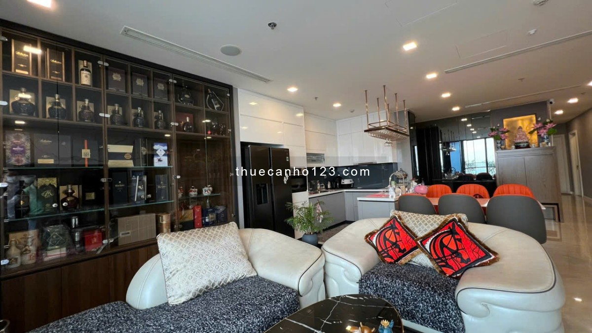 Cho Thuê Căn Hộ Vinhomes Golden River 4PN, 3WC — Diện Tích Rộng, Full Nội Thất Cao Cấp!