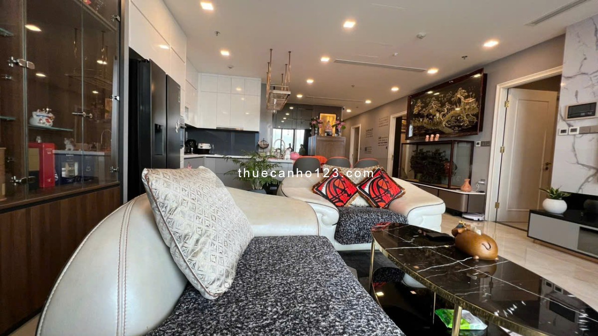 Cho Thuê Căn Hộ Vinhomes Golden River 4PN, 3WC — Diện Tích Rộng, Full Nội Thất Cao Cấp!